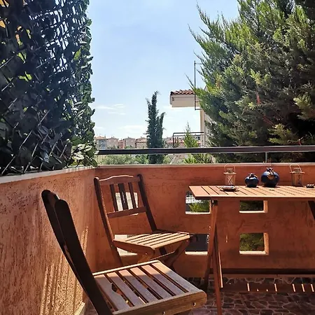 Greca Mare-traditional Greek Boutique Apt. Vakantiehuis Psakoudia