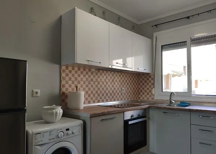 Greca Mare-traditional Greek Boutique Apt. *